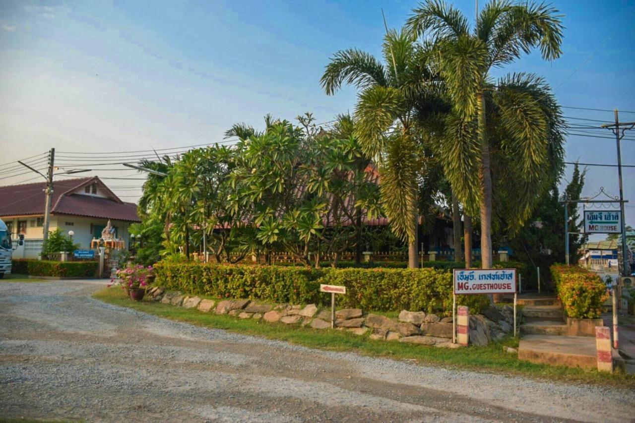 Mg Guesthouse Sukhothai Exterior photo