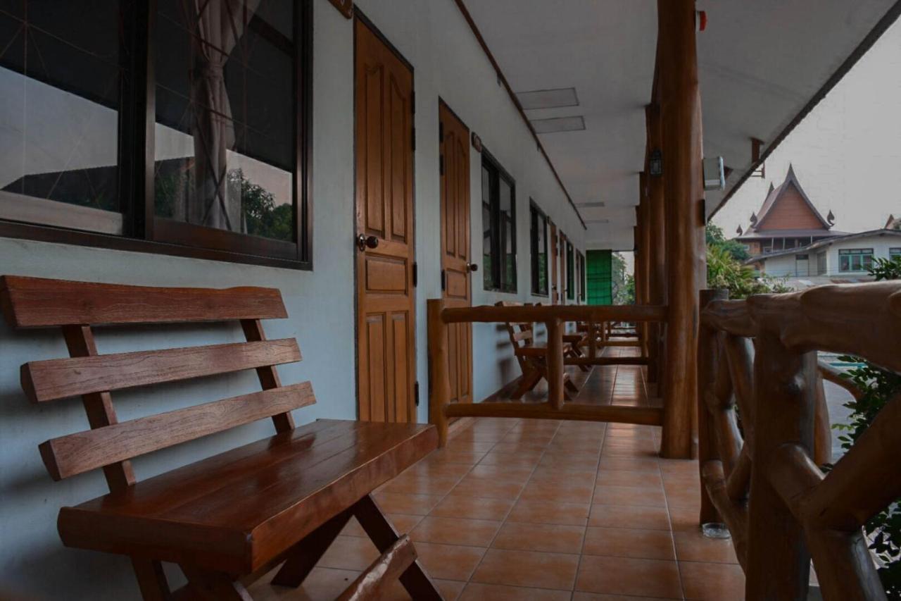 Mg Guesthouse Sukhothai Exterior photo
