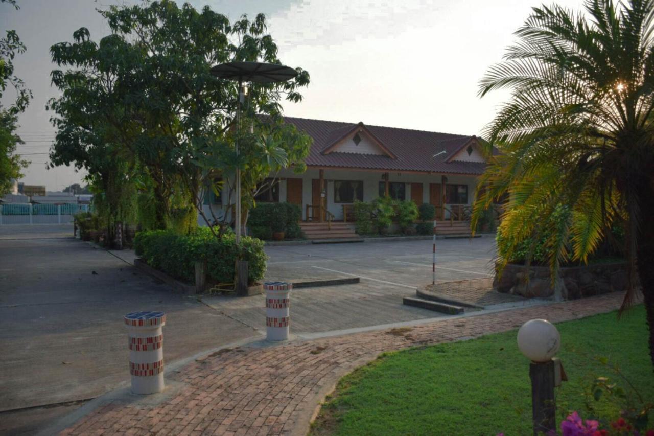 Mg Guesthouse Sukhothai Exterior photo